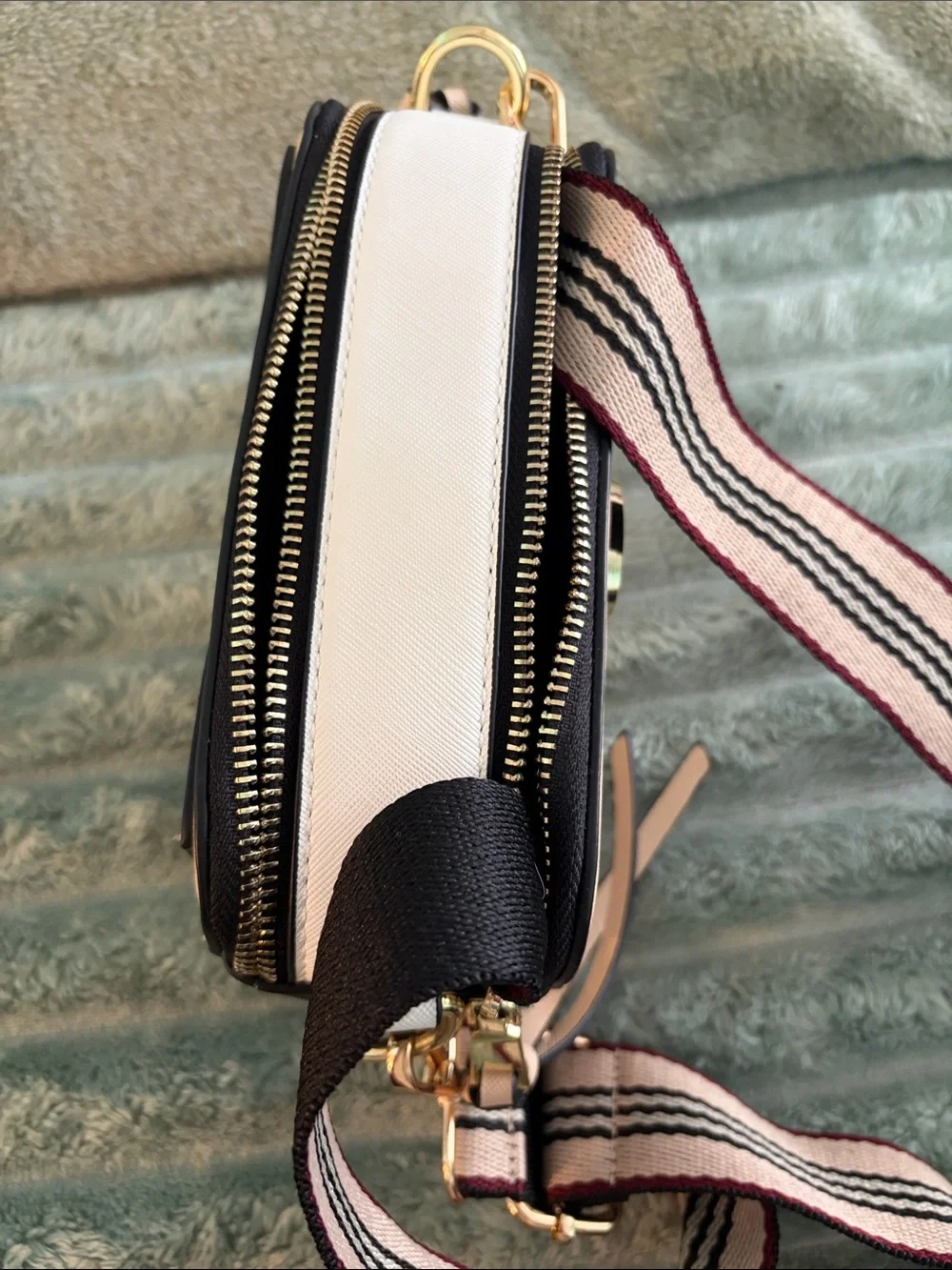 Marc Jacobs knock off Crossbody Camera Bag with Striped Strap - Picture 3 of 3
